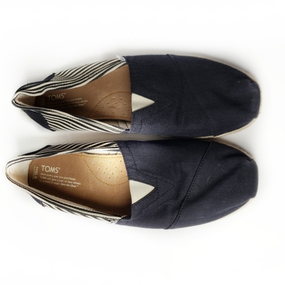 Toms Black University Stripe Rope Sole Classics - Picture 4 of 4